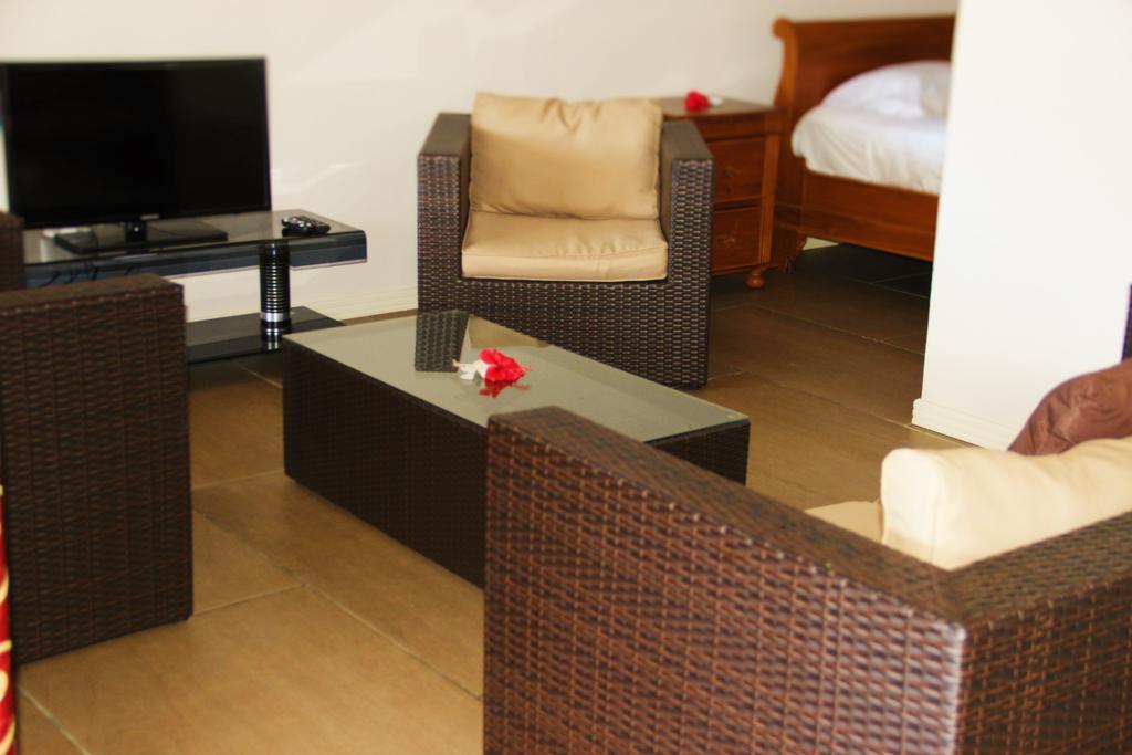 Summer Self Catering Baie Sainte Anne Luaran gambar