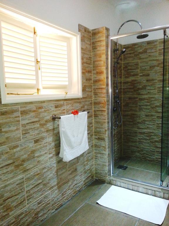 Summer Self Catering Baie Sainte Anne Bilik gambar