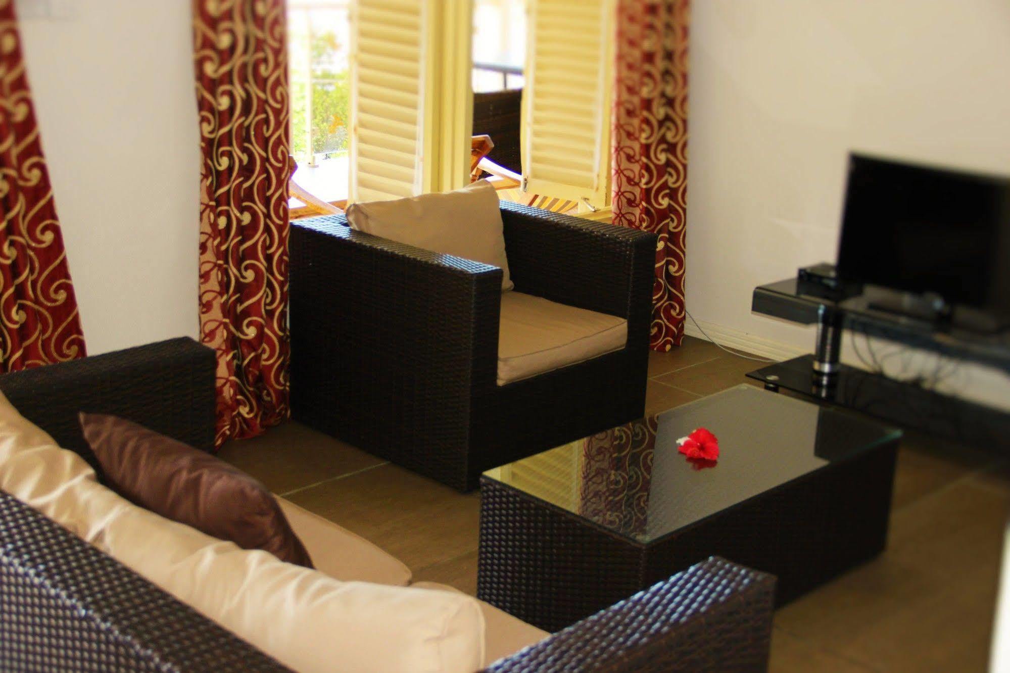Summer Self Catering Baie Sainte Anne Luaran gambar